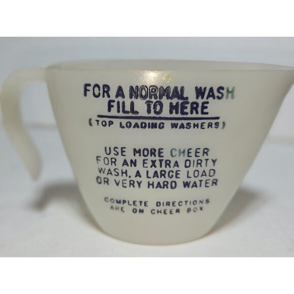Cheer - Vintage Laundry Detergent Measuring Cup White Plastic - Spout & Handle - Picture 3 of 6